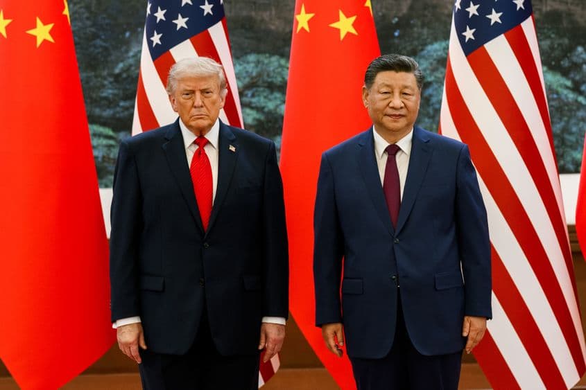 Președintele Donald Trump, în vizită oficială în China, alături de liderul chinez Xi Jinping. Foto: Facebook/Official White House, Daniel Torok