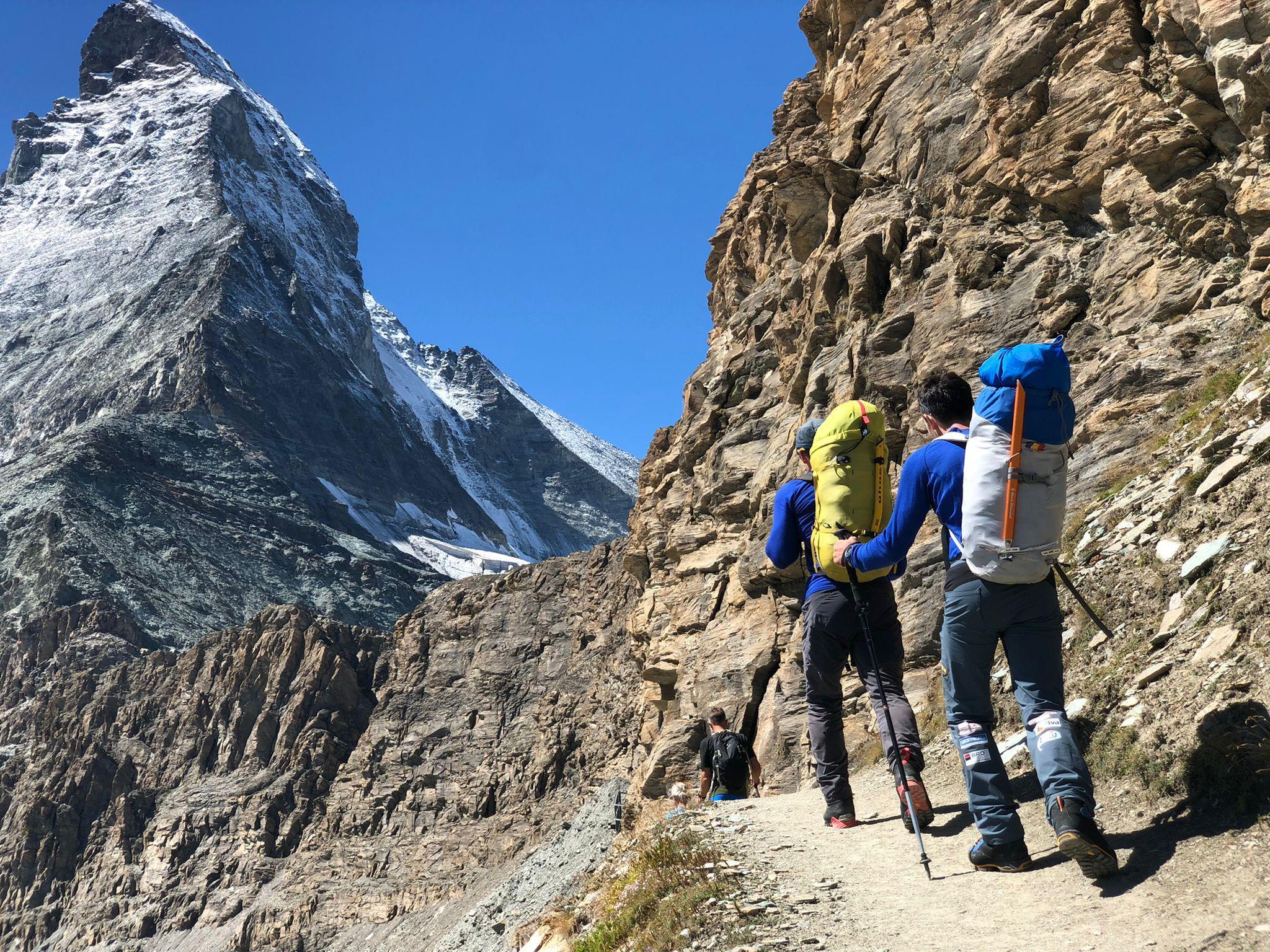Răzvan Nedu și Cosmin Candoi în ascensiune pe Matterhorn. Foto: Climb Again