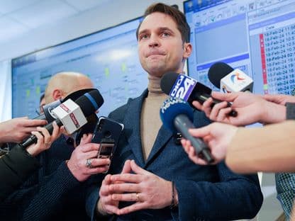 Curiosul caz al candidatului PNL Sebastian Burduja. De ce ți-ai face doctoratul într-un sistem sufocat de plagiat după o licență la Stanford și două masterate la Harvard?