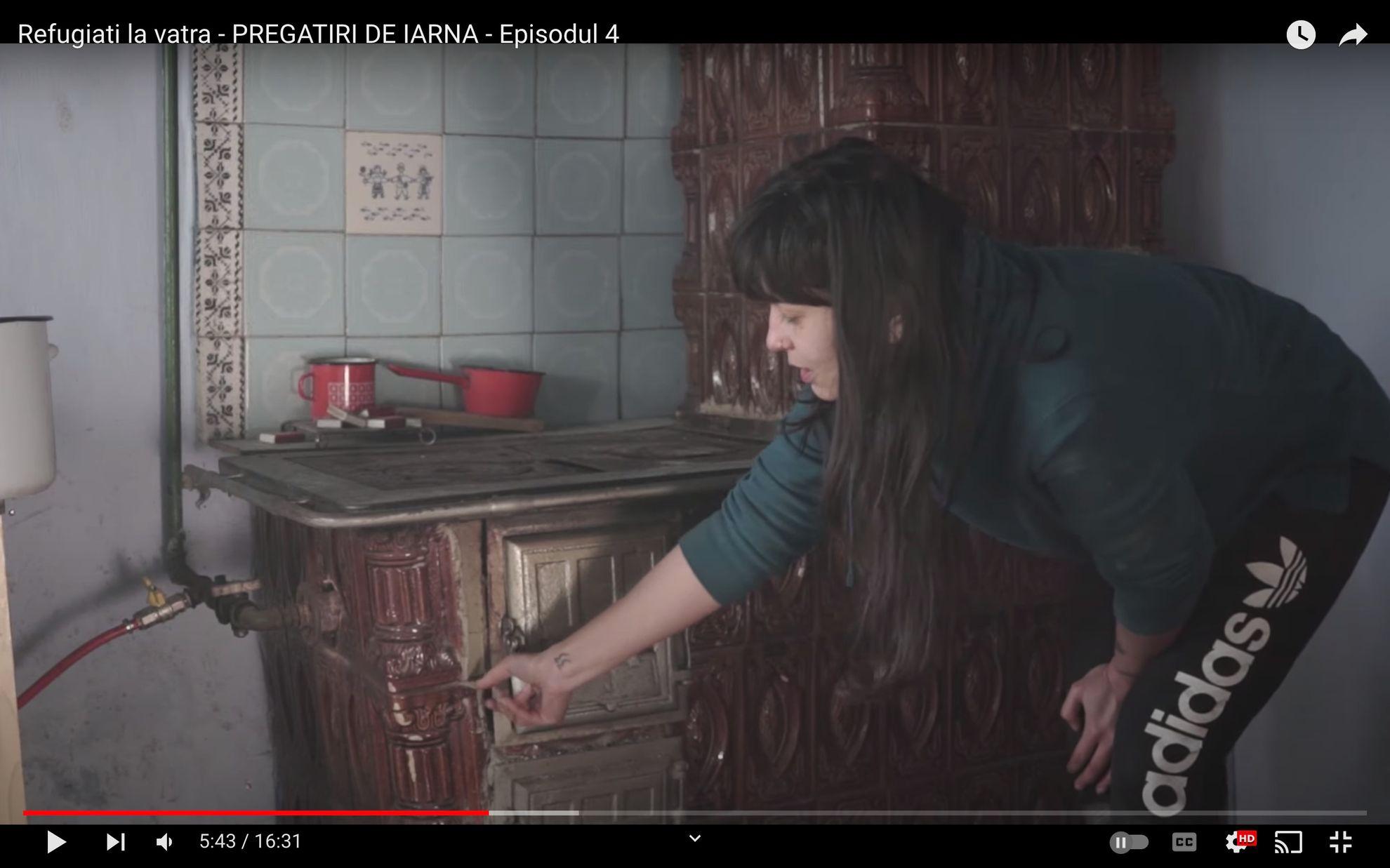 Refugiați la vatră. Screenshot din canalul lor de Youtube