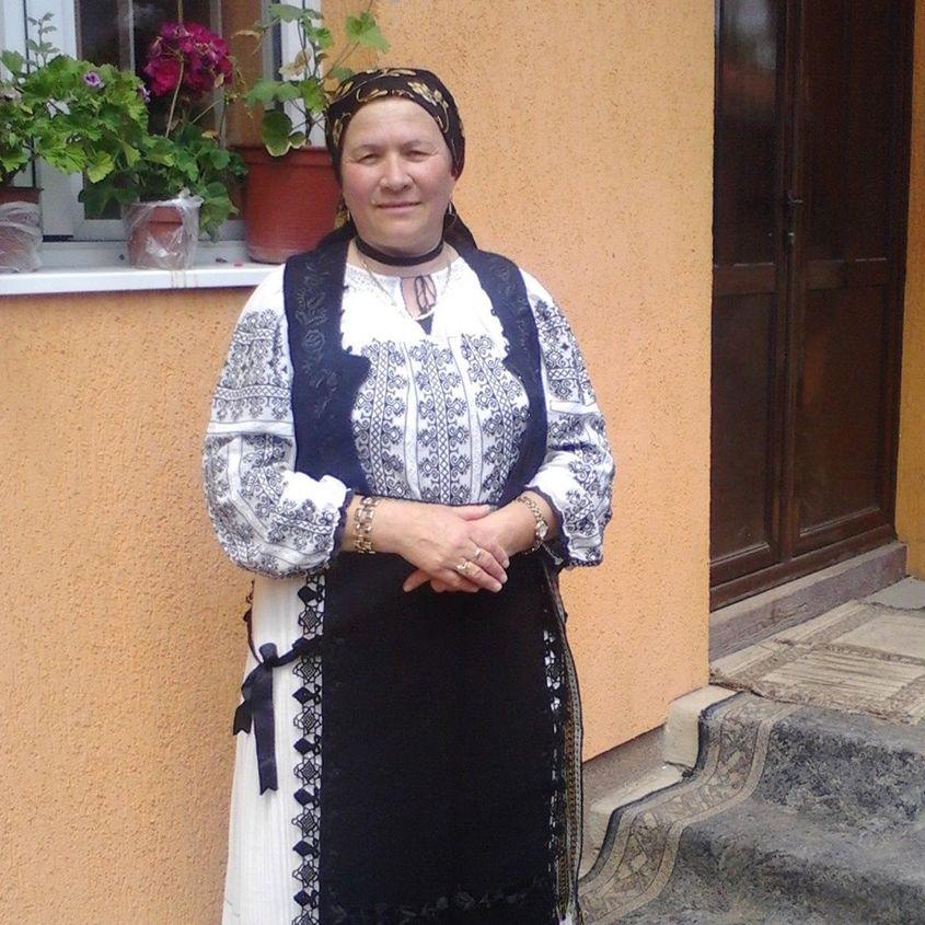 Aurora Gânscă (55 de ani), din Mănăstireni.