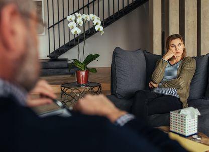 Blocaj instituțional: de trei ani, autoritățile nu au stabilit programa de formare pentru psiho-oncologie, cu toate că specializarea devine obligatorie din 2026