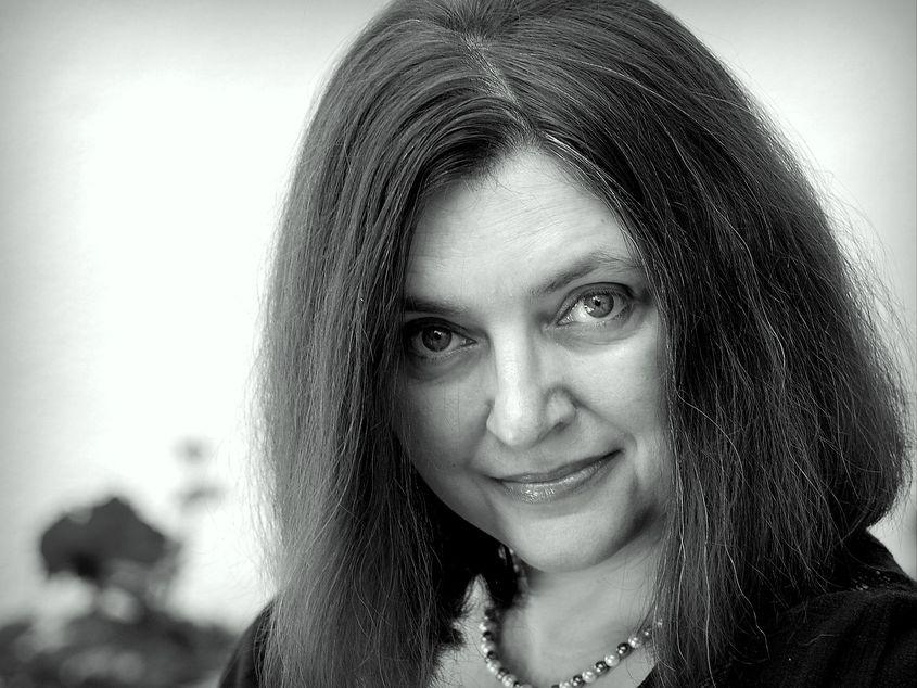 Tatiana Niculescu a lansat recent volumul Nepovestitele iubiri, o colecție de șapte minibiografii sentimentale, la Editura Humanitas FOTO Arhiva personală a autoarei