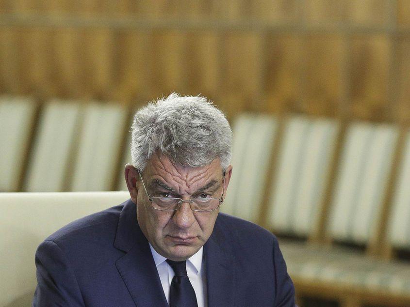 Mihai Tudose, la prima şedinţă a Cabinetului pe care îl conduce. Foto: Inquam Photos / Octav Ganea