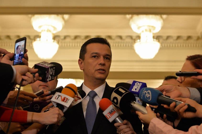 În această toamnă va circula primul tren modernizat. Până la sfârşitul anului va fi pus în circulație şi primul tren nou - promite ministrul Transporturilor, Sorin Grindeanu. De cele mai multe ori, promisiunile politicienilor nu se adeveresc.