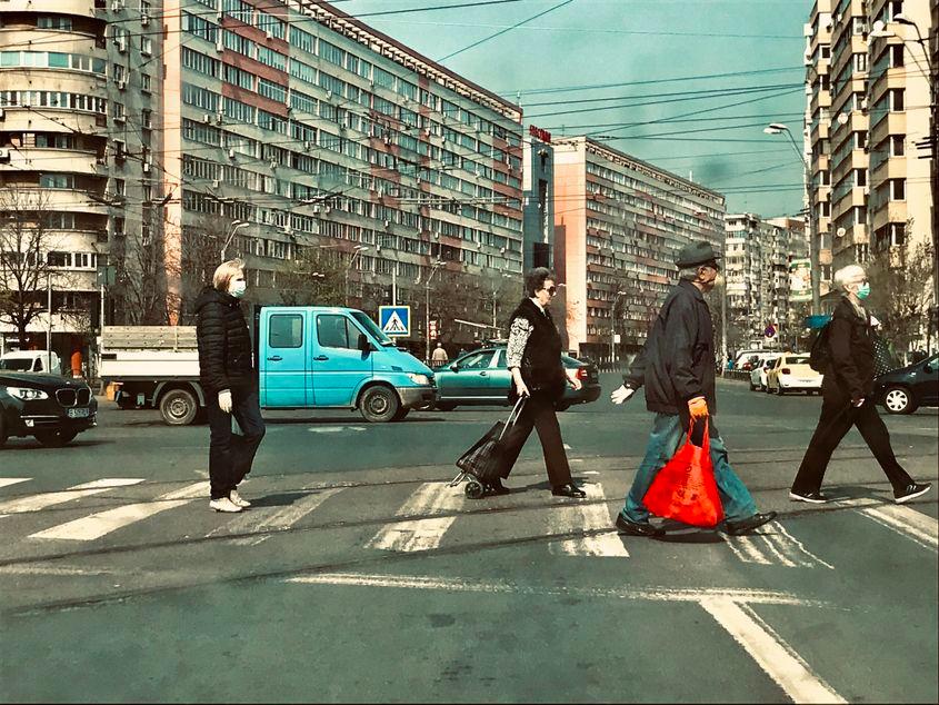 România îmbătrânește, iar o parte din societate vrea să vadă schimbări și reforme mai rapide. foto: Alex Olaru