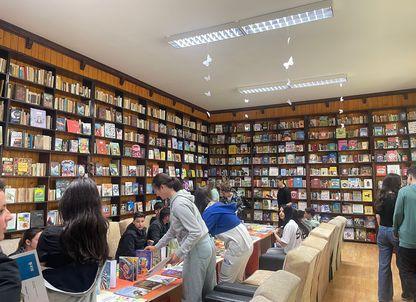 Radu Vancu, despre programa la română contestată de profesori și experți, dar adoptată de Ilie Bolojan: Readuce în școli un model depășit, complet rupt de realitățile elevilor