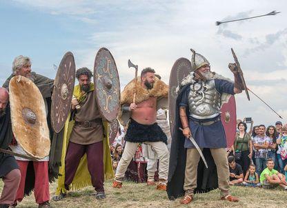 Brânză. Buză. Viezure. Zer. O țară numită Dacia