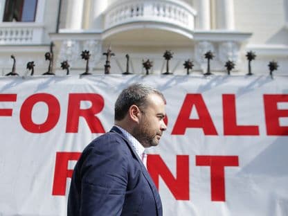 "S-ar mai umple o dată Piața Victoriei cu toți bolnavii de care și-a bătut joc Vâlcov"