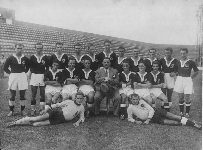 Echipa Venus București în jurul Generalul Gavrilă Marinescu, în anii '30