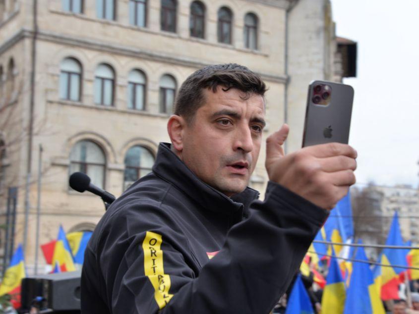 George Simion participă la prorestului AUR din București. Foto Lucian Muntean