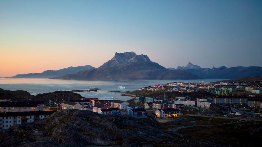 Nuuk, Groenlanda. Foto: Aningaaq Rosing Carlsen / Unsplash