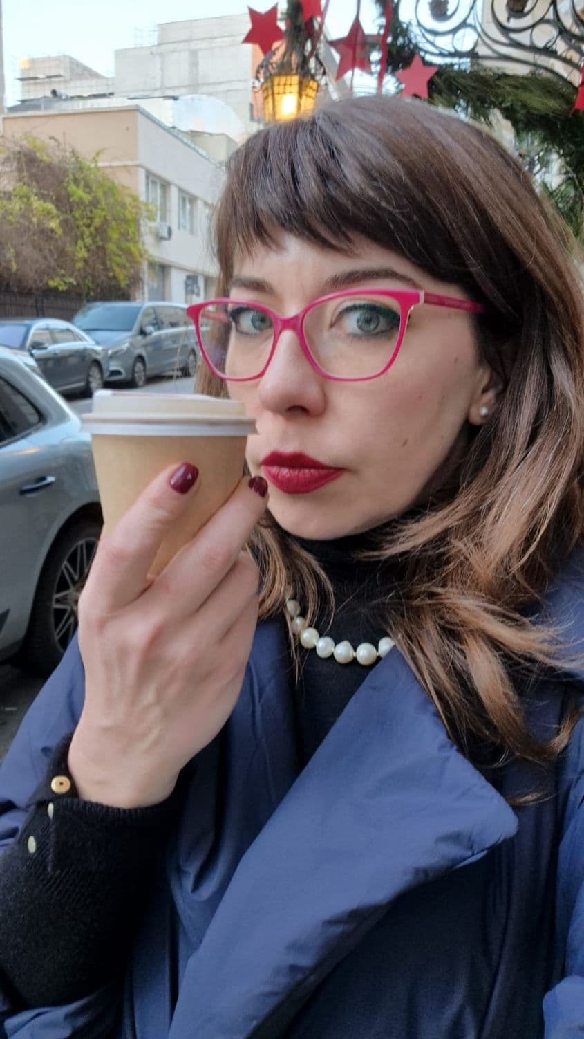 Bianca Oanea vă întâmpină în fiecare newsletter PressOne de duminică