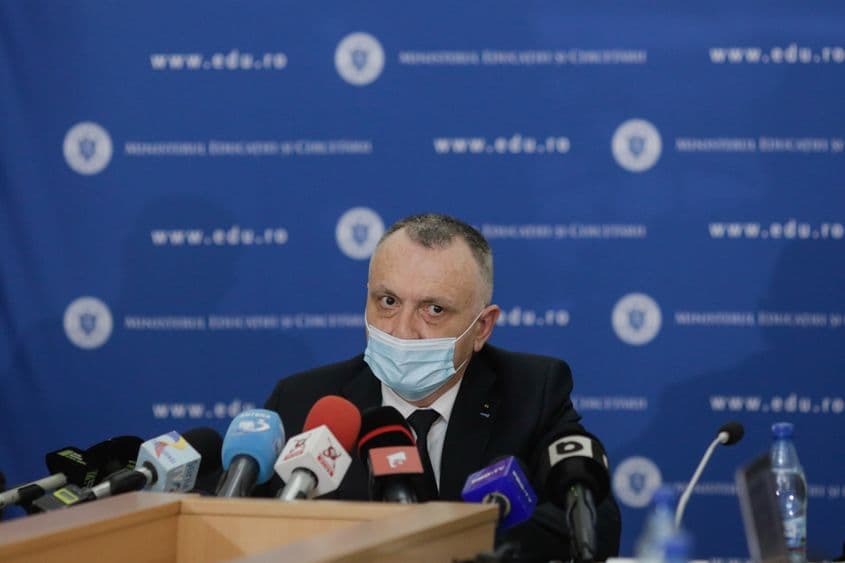 Sorin Cîmpeanu a fost cel care a anuțat primul deciziile luate de GTS FOTO Inquam Photos / George Calin