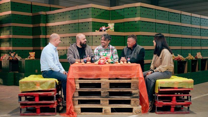 Marius Munteanu, Agro Manager PepsiCo România, Marian Ciufu și Adrian Dan, food influencers, László Péter și Aniko Peter (M&P Agro)