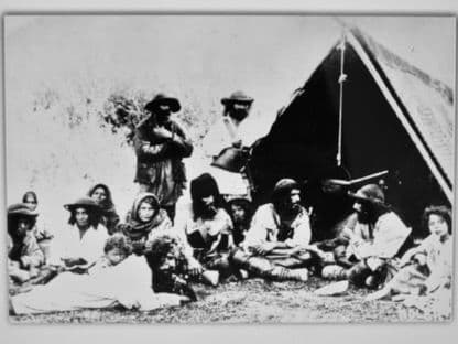 Birocrația, ultimul lagăr al ţiganilor care au supravieţuit Holocaustului