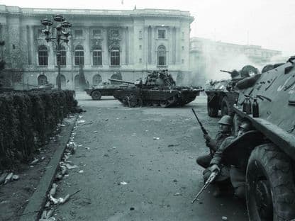 Istoricul Mădălin Hodor: În 1989 a avut loc o diversiune militară executată de "armata secretă" a Partidului