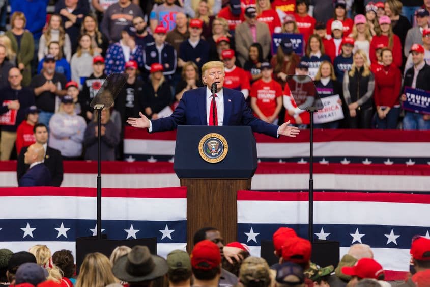 Mitingul președintelui Donald J. Trump în Iowa. Des Moines, IA / SUA - 30 ianuarie 2020: Președintele Donald J. Trump, joi, 30 ianuarie 2020, ținând un discurs la mitingul său „Keep America Great Again” din Des Moines, Iowa. Foto: ID 171068188 ©
Triple I Ventures Llc | Dreamstime.com