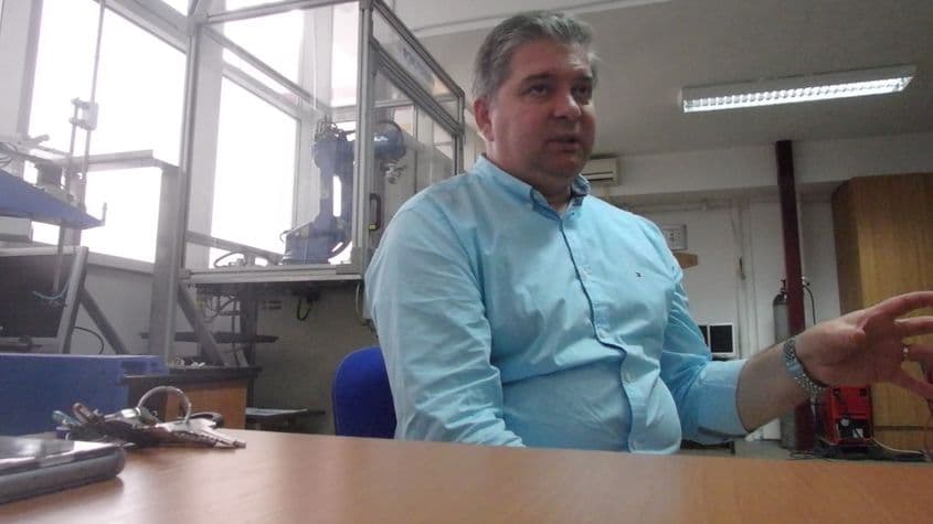 Stelian Brad este şi secretarul Societăţii de Robotică, filiala Cluj.