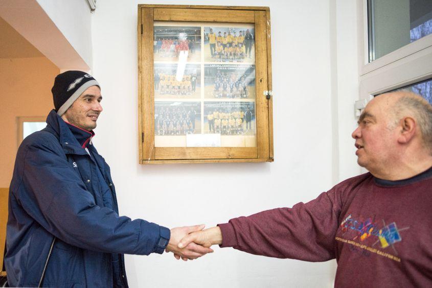 Mircea Itt, Radu Miclea și o predare de ștafetă.