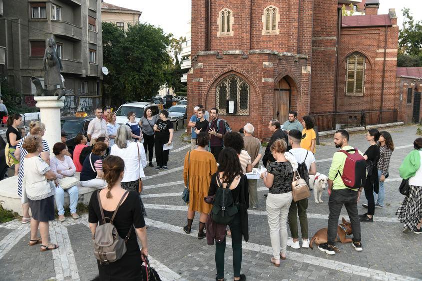 Întâlnire Antiseismic District. Foto: Antiseismic District