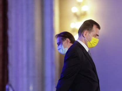 România, abandonată de partidele politice: cu ochii la circ, ratăm viitorul. Alte trei consecințe ale alegerilor interne din PNL și USR PLUS