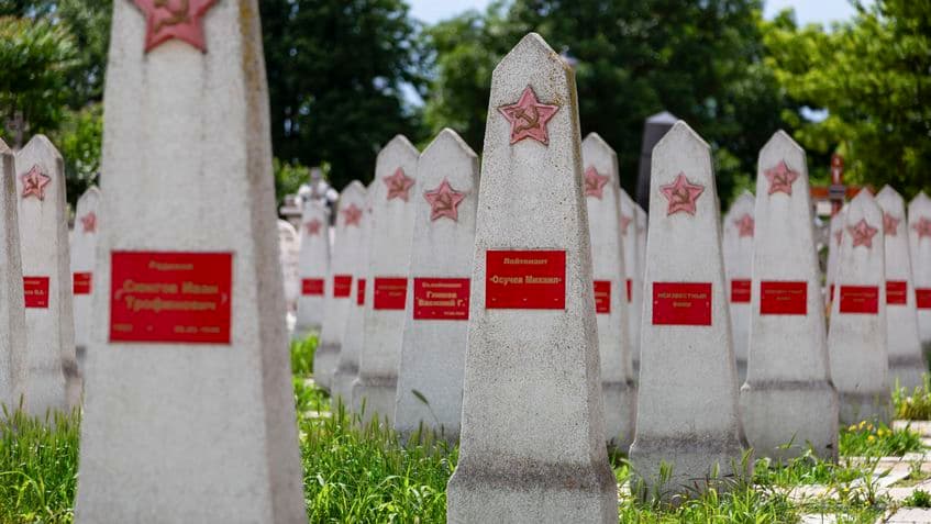 Cimitirul Eternitatea, Galați, 29 mai 2025. Foto: Inquam Photos / Marian Calestru