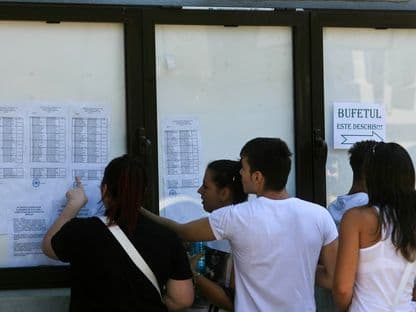 Cum vor împărți liceele și universitățile din România 200 de milioane de euro