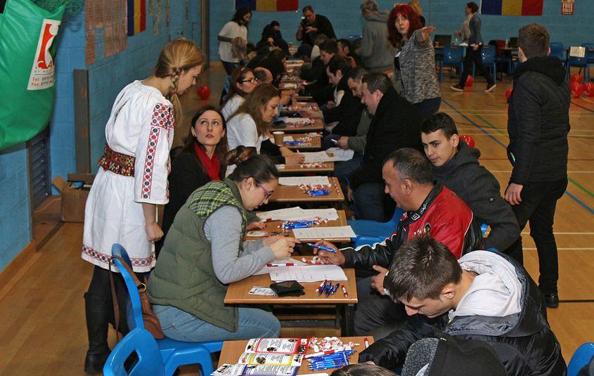 Târg de joburi destinat românilor din Londra. Foto: Marius Zmărăndescu / Inquam Photos