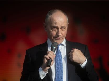 Cine poate verifica, după noua lege, plagiatul din doctoratul lui Mircea Geoană