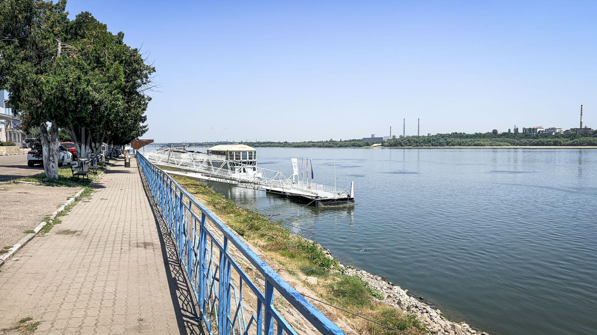 Giurgiu, orașul care stă cu spatele la Dunăre. Foto: Cristina Foarfă