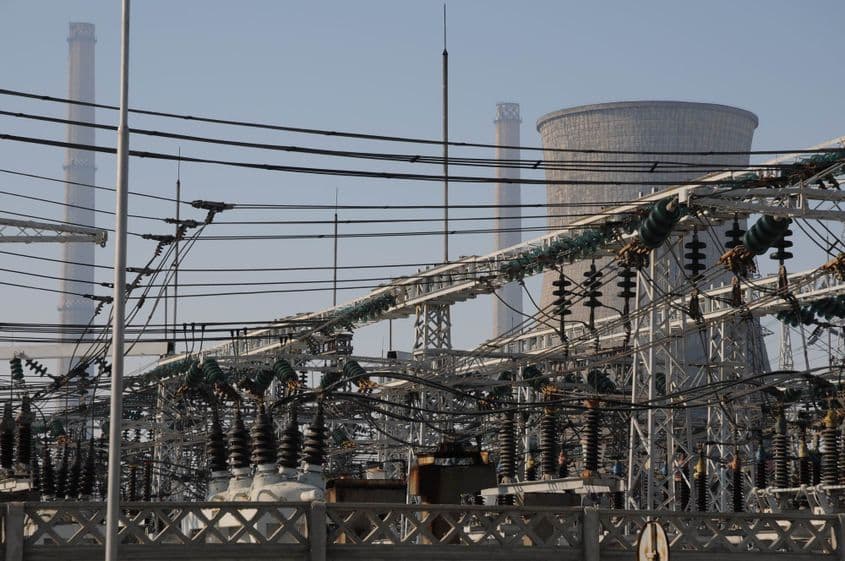 Prețul energiei electrice va crește treptat în următorii ani, pentru a se alinia mediei din UE.
