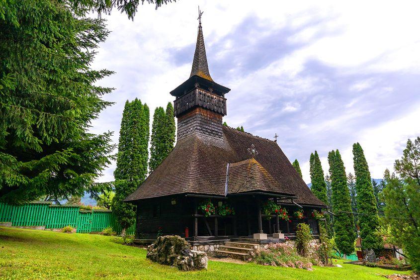 Biserica de lemn Sfântul Mare Mucenic Gheorghe, Dragoslavele, jud. Argeș