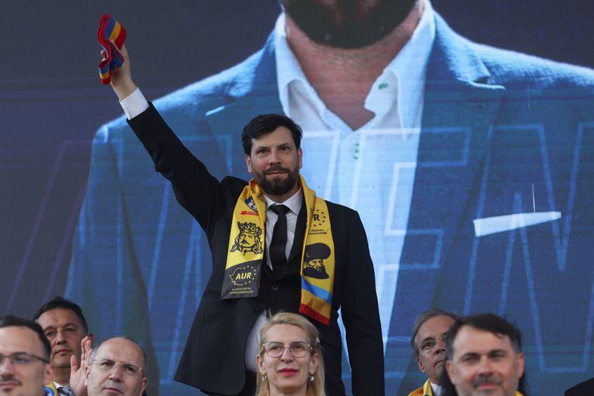 Aurelian Popa la evenimentul de lansare naţională a candidaţilor Alianţei pentru Unirea Românilor la alegerile europarlamentare şi locale, în Târgoviște, 7 aprilie 2024. Inquam Photos / George Călin