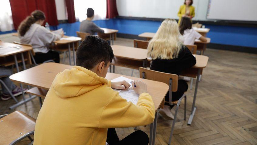 În aproximativ 3% din unitățile de învățământ din țară, profesorii au boicotat luni, 16 martie, examenul de Evaluare Națională Foto: Inquam Photos / George Călin