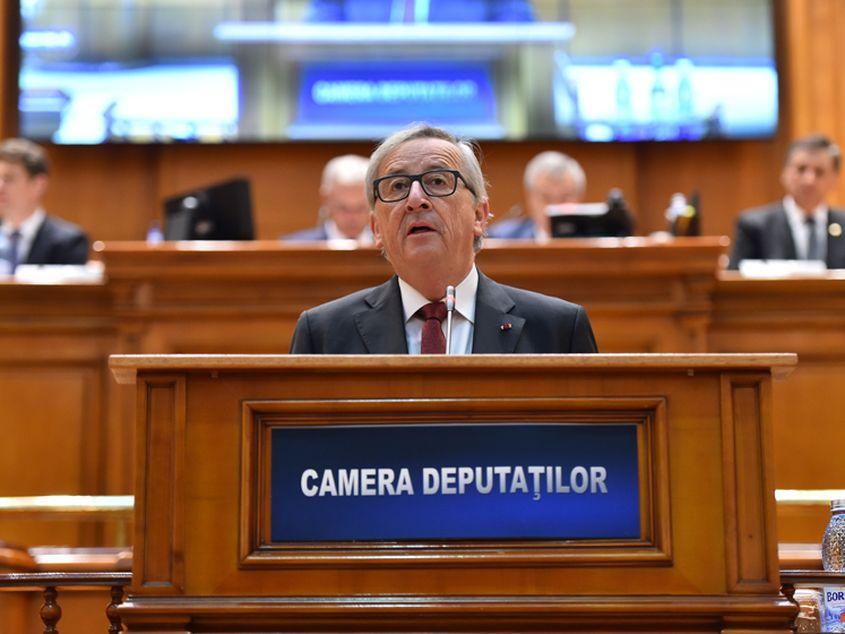 Președintele Comisiei Europene, Jean-Claude Juncker, susține un discurs în Parlamentul României. Foto: Pagina Camerei Deputaților Cdep.ro
