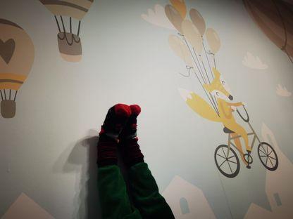 „Monitorul din camera copiilor a arătat chiar și 16 grade.” Cum se simte criza căldurii în București văzută dintr-un apartament din Sectorul 3 de la parter