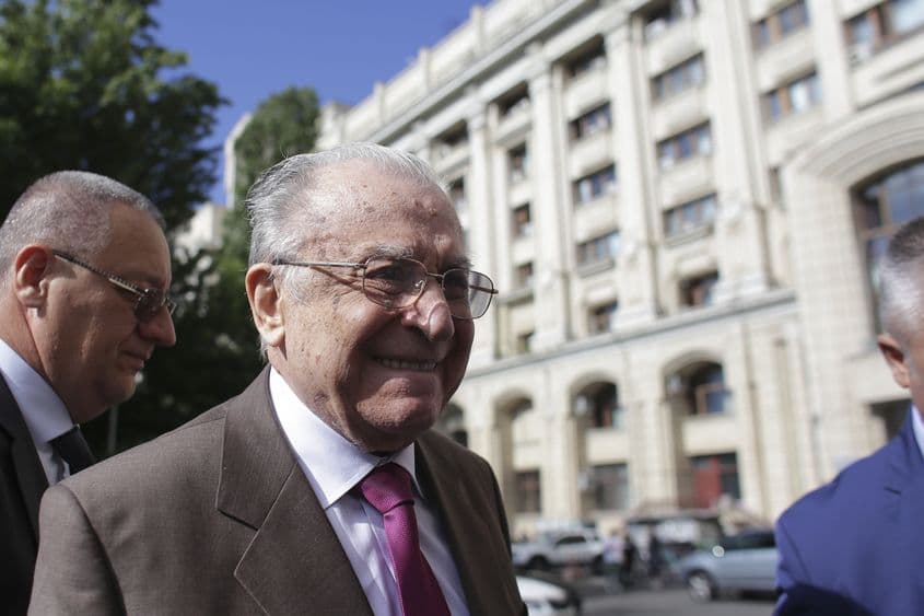 Ion Iliescu la Parchetul General de pe lângă ICCJ, în București, marți, 22 mai 2018. Inquam Photos / Octav Ganea