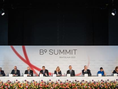 Există cu adevărat „o ușă întredeschisă” între Rusia și România? Interviu cu un expert în relații internaționale