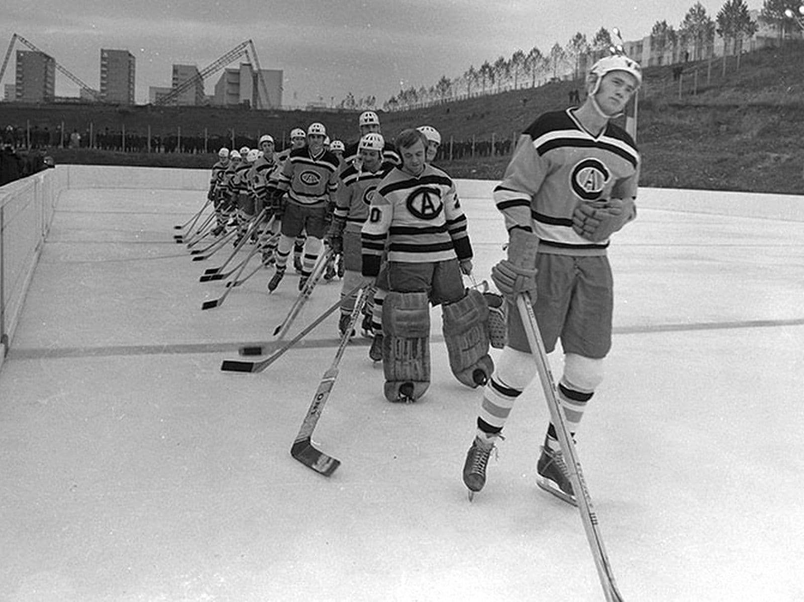 Portarul de hochei este al doilea