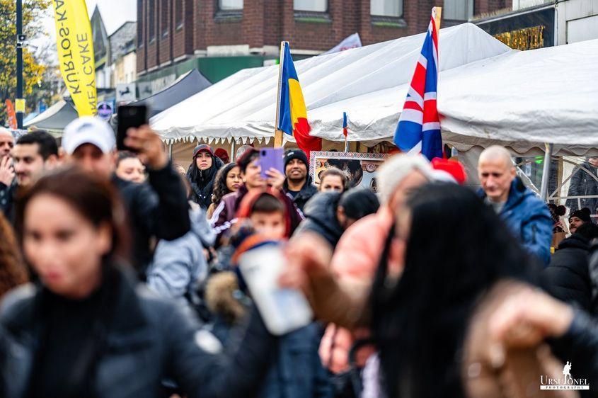 Comunitatea de români din Grays, Anglia, a avut parte de primul târg de Crăciun din zonă. Foto: Ionel Ursu