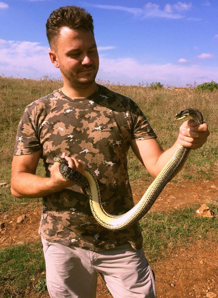 Marius Iancu și balaurul. Foto: Arhiva personală