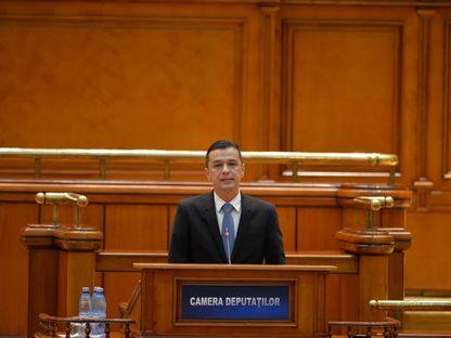 Premierul Sorin Grindeanu are 43 de ani şi a absolvit secţia de Informatică a Facultăţii de Matematică de la UVT. Foto: Lucian Muntean