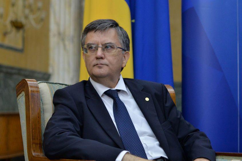Rectorul Universității București, Mircea Dumitru. Foto: Lucian Muntean