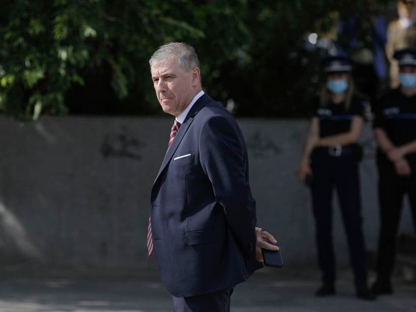 Comisia de etică de la UNAP face în mod oficial verificări cu privire la suspiciunile de plagiat din teza de doctorat a șefului SPP Lucian Pahonțu. Foto: Inquam Photos / George Călin
