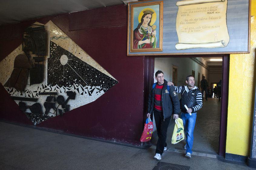 Babi și Bălteanu, după ultima zi de lucru la mina Petrila.