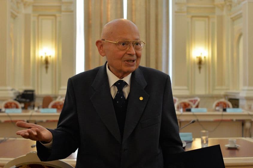 Ionel-Valentin Vlad, președintele Academiei Române.