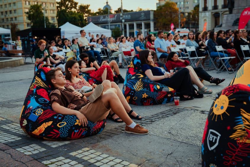Foto: Facebook / Serile Filmului Românesc