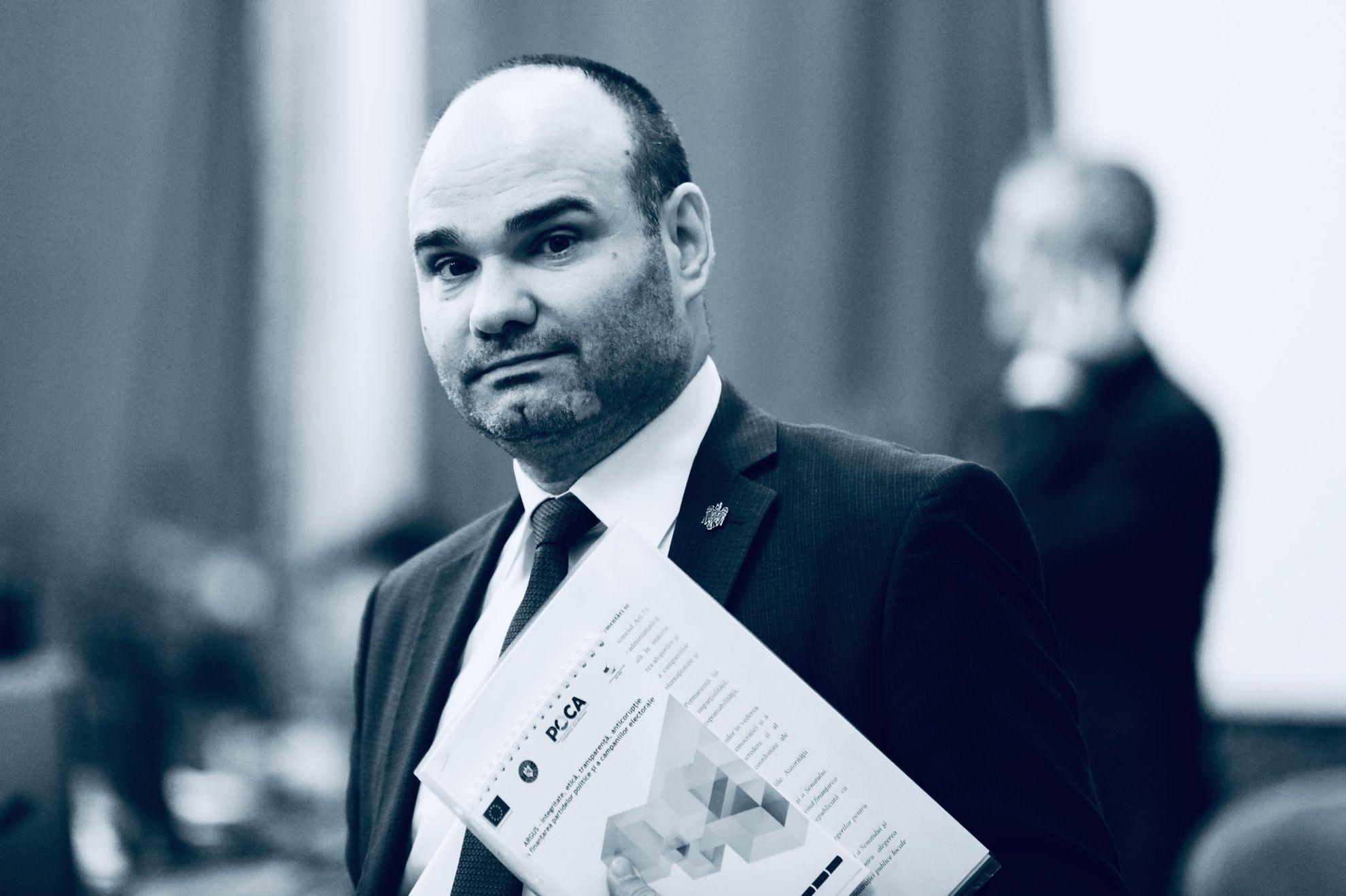 Șeful Autorității Electorale Permanente, Constantin Mitulețu-Buică, și-a dobândit titlul de doctor în științe militare prin fraudă academică. FOTO: GEORGE CĂLIN / INQUAM PHOTOS