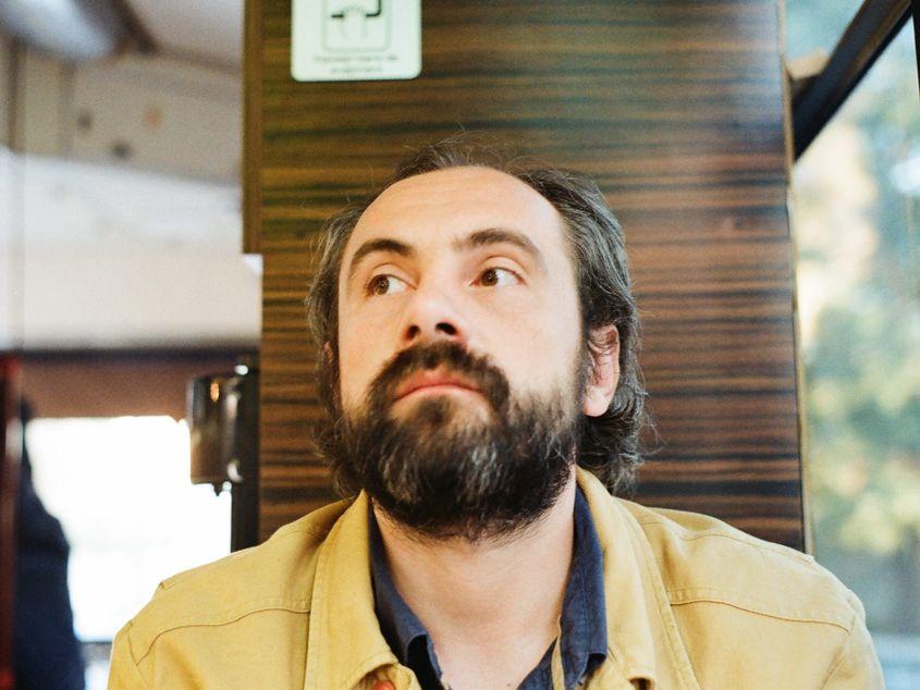 Cosmin Perța și-a lansat romanul Arșița la Cluj FOTO Alexandra Turcu